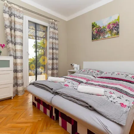 Alice Apartmán