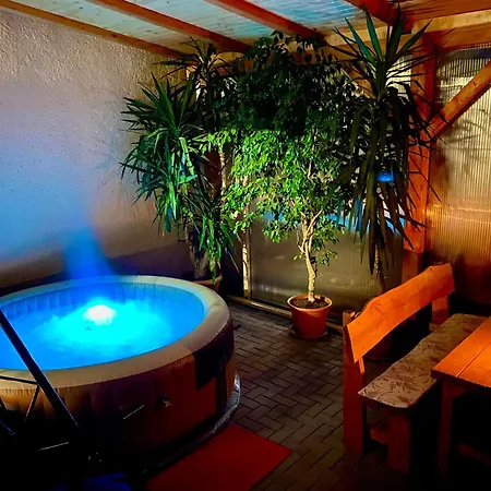 Alice * Veľký Meder